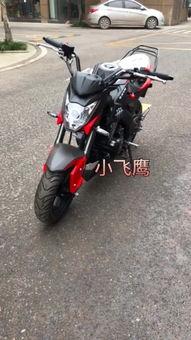 重庆机车吃瓜,吃瓜群众的独特视角